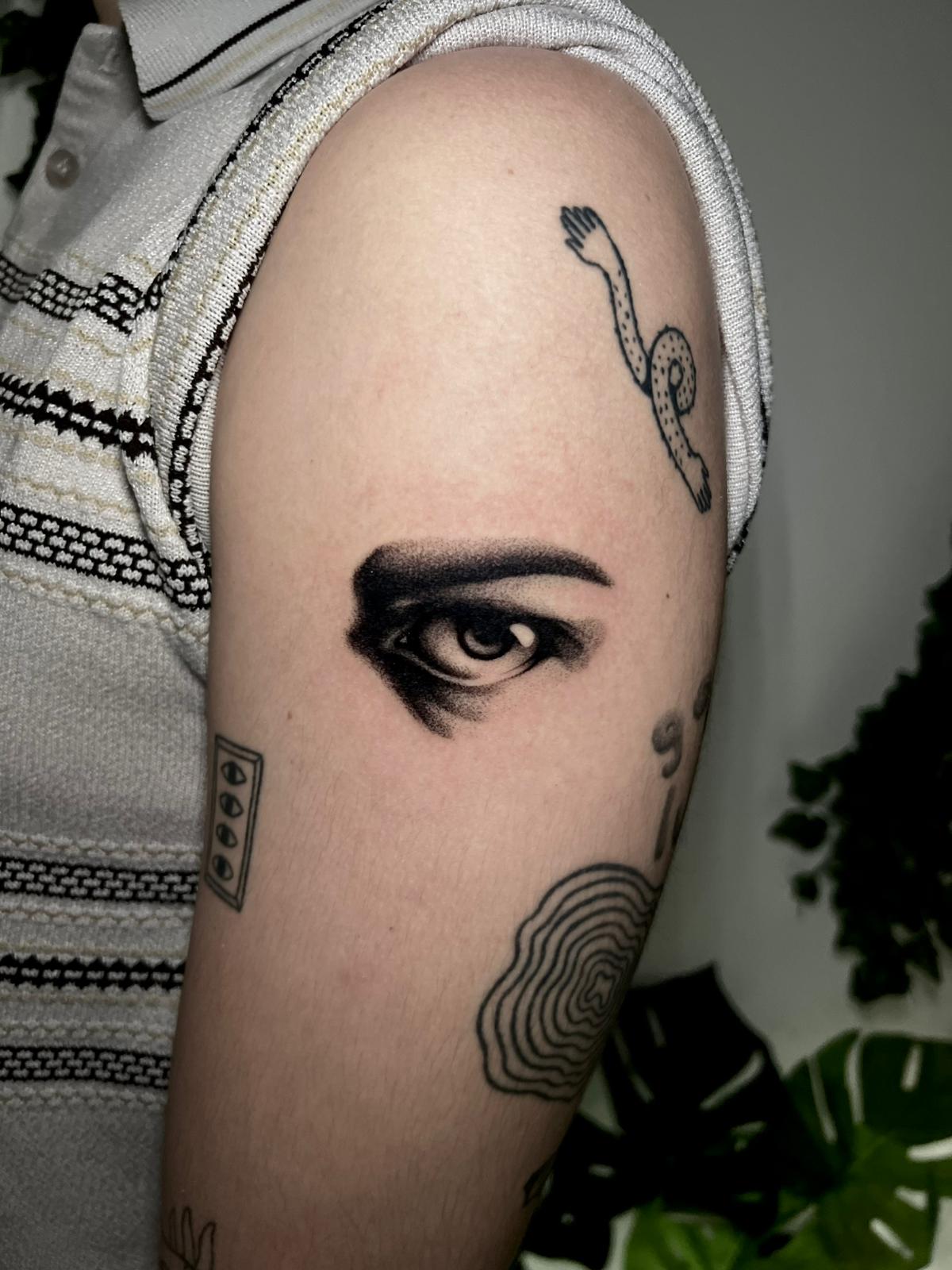 Iron City Tattoo Walk-in
